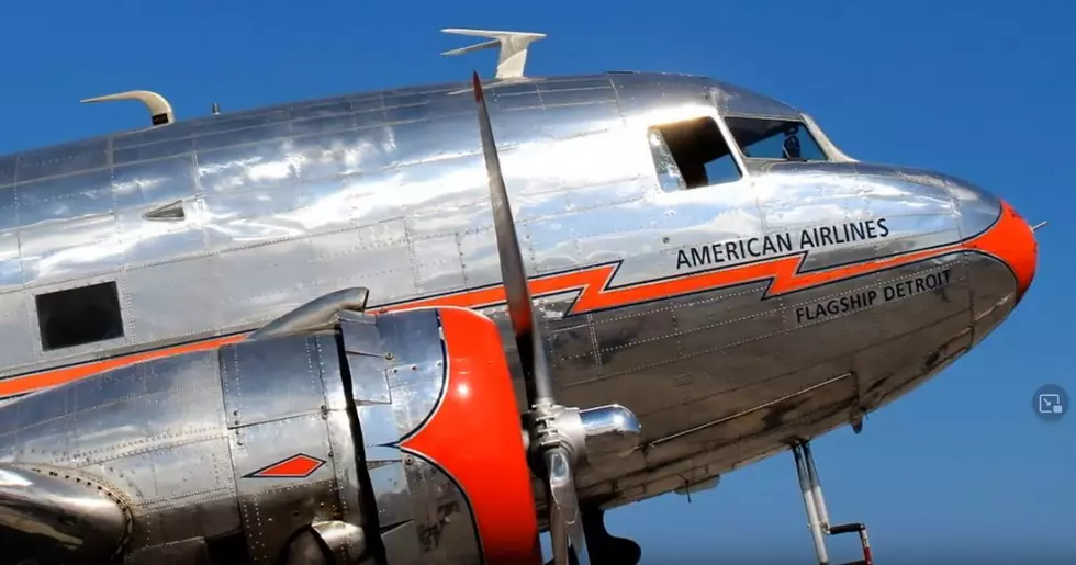 Ride a Vintage DC-3 Aircraft at Texarkana Regional Airport