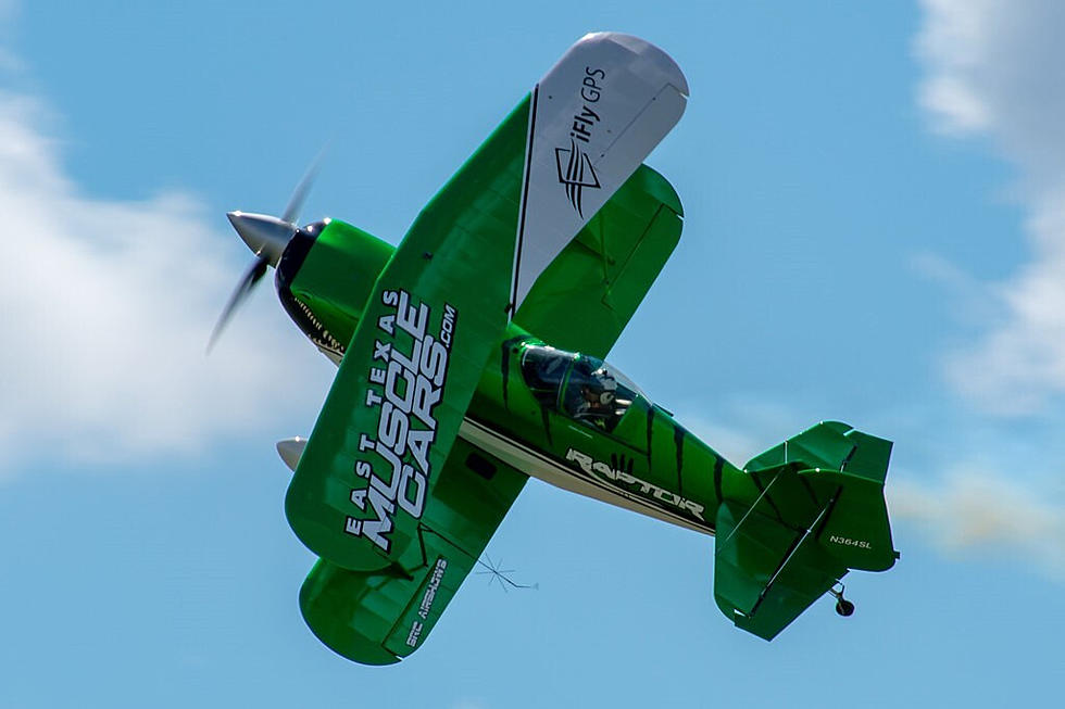 New Acrobatic Air Show &#8216;Wings Over Bryant&#8217; June 19
