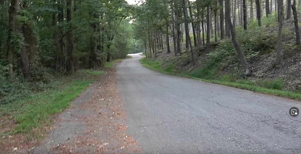 Your Car Will Do Strange Things on a Mystery Road in Hot Springs