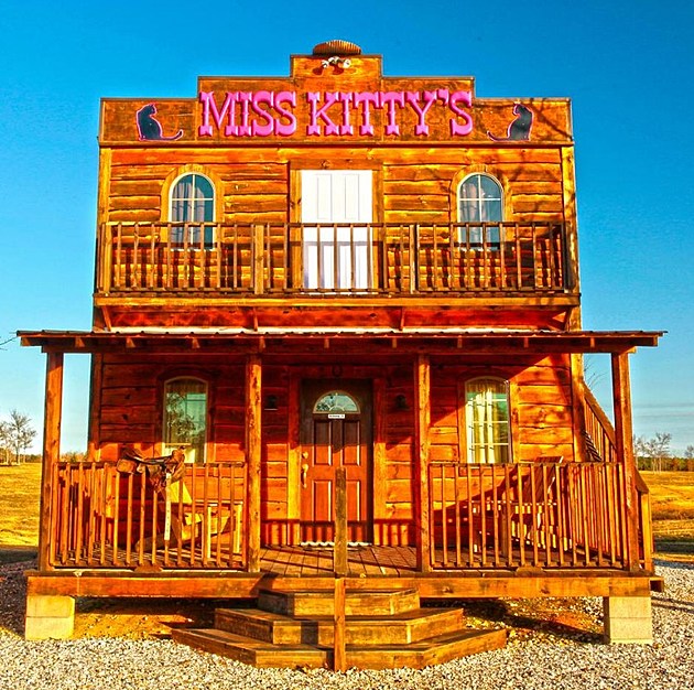 Stay in this Awesome 'Old West' Town Not Far From Texarkana