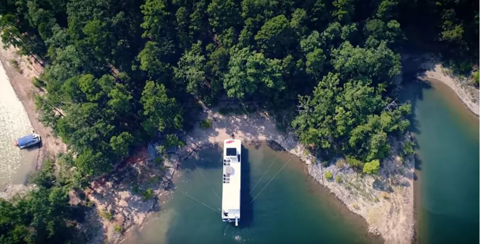 Stay on a Luxury Houseboat This Summer in Arkansas
