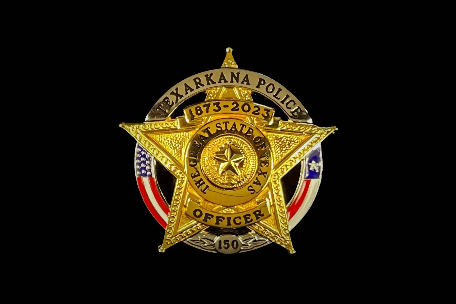 Texas-Side Officers Show Off New TXK150 Commemorative Badges