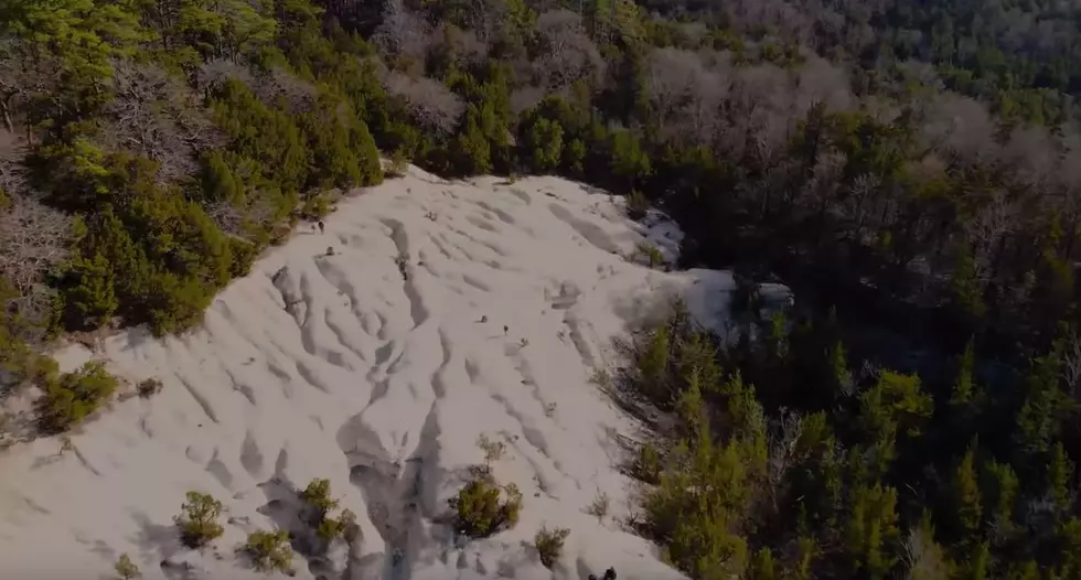 Snow or White Sand? Arkansas’ Hidden Gem Minutes From Texarkana