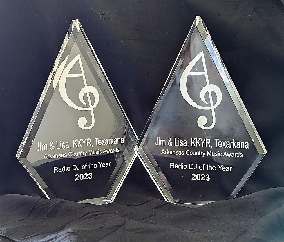 Jim & Lisa Bring Home Trophy From Arkansas Country Music Awards