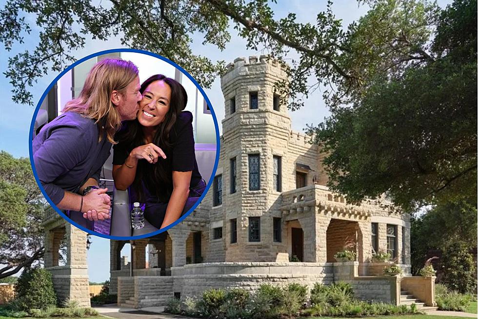 TV’s Popular Chip & Joanna Gaines Put Their Texas Castle Up For Auction