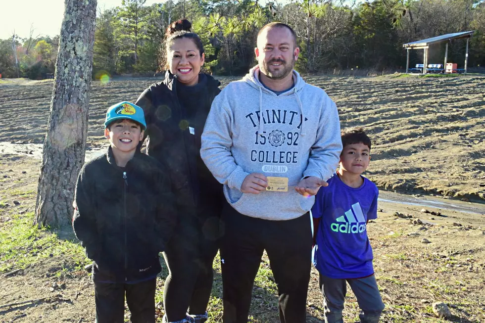 Texas Family Finds 2-Carat Diamond in Arkansas