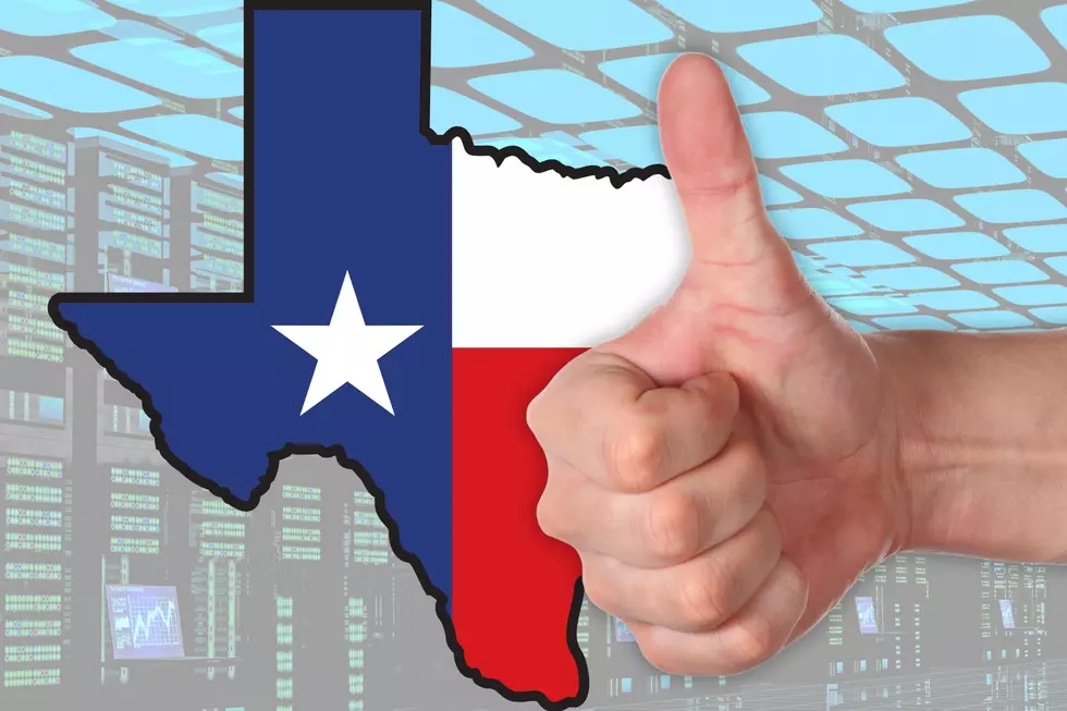 Two Data Center Companies Agree to Texas Governor&CloseCurlyQuote;s New Standards
