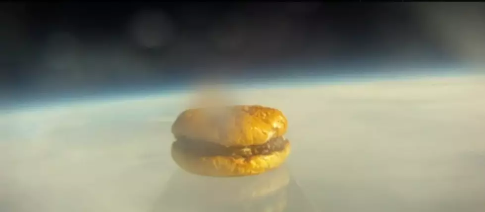 Harvard Students Send Burger into Space [VIDEO]