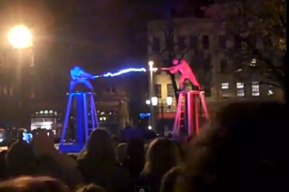 Guys Fight with Electricity using Tesla Coils [AMAZING VIDEO]