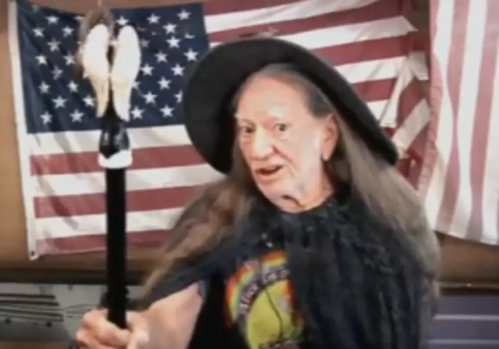 Willie Nelson&#8217;s Hilarious Stoned Audition for ‘The Hobbit 2’ [VIDEO]