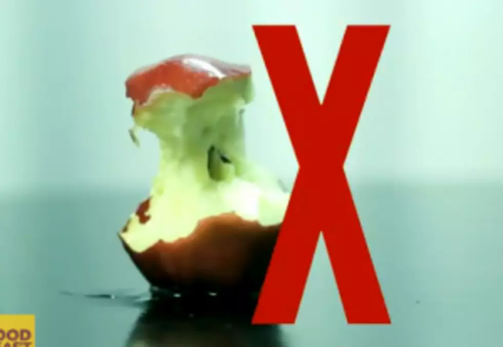Have You Been Eating Apples the &#8216;Wrong&#8217; Way? [VIDEO]