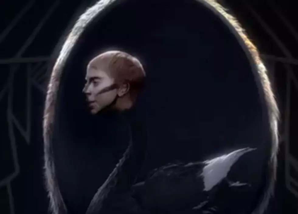 Lady Gaga Unveils Official Video for ‘Applause’