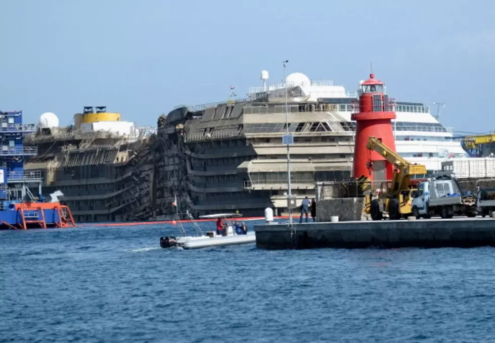 Watch Amazing Time-Lapse Video of Concordia Pulled Upright