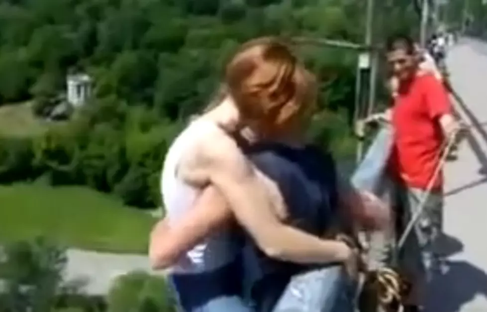 Woman Bungee Jumps With No Harness [VIDEO]
