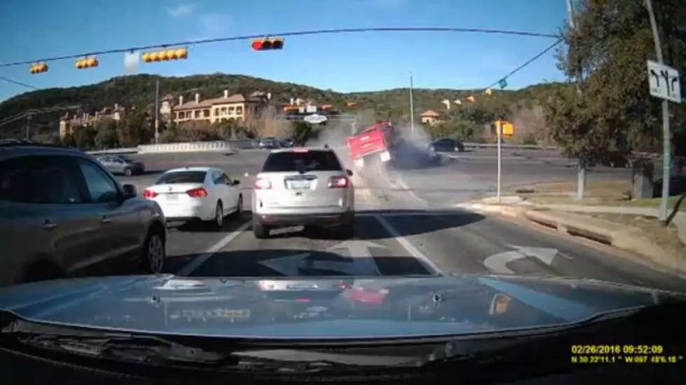 Shocking Texas Car Wreck Caught on Camera [VIDEO]