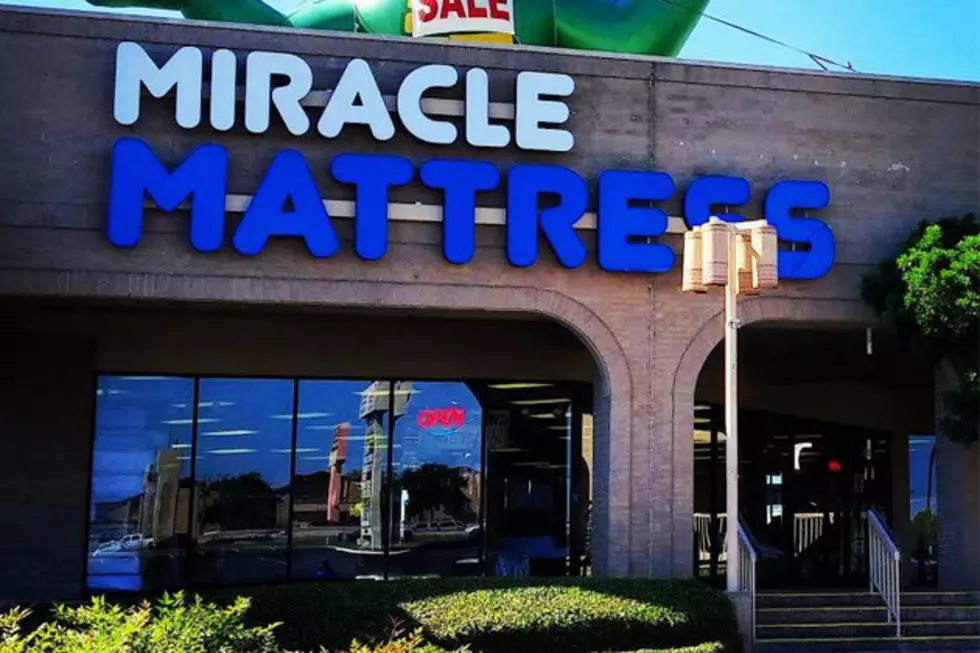 San Antonio Mattress Store Under Fire for &#8216;Twin Towers&#8217; Commercial [UPDATE]