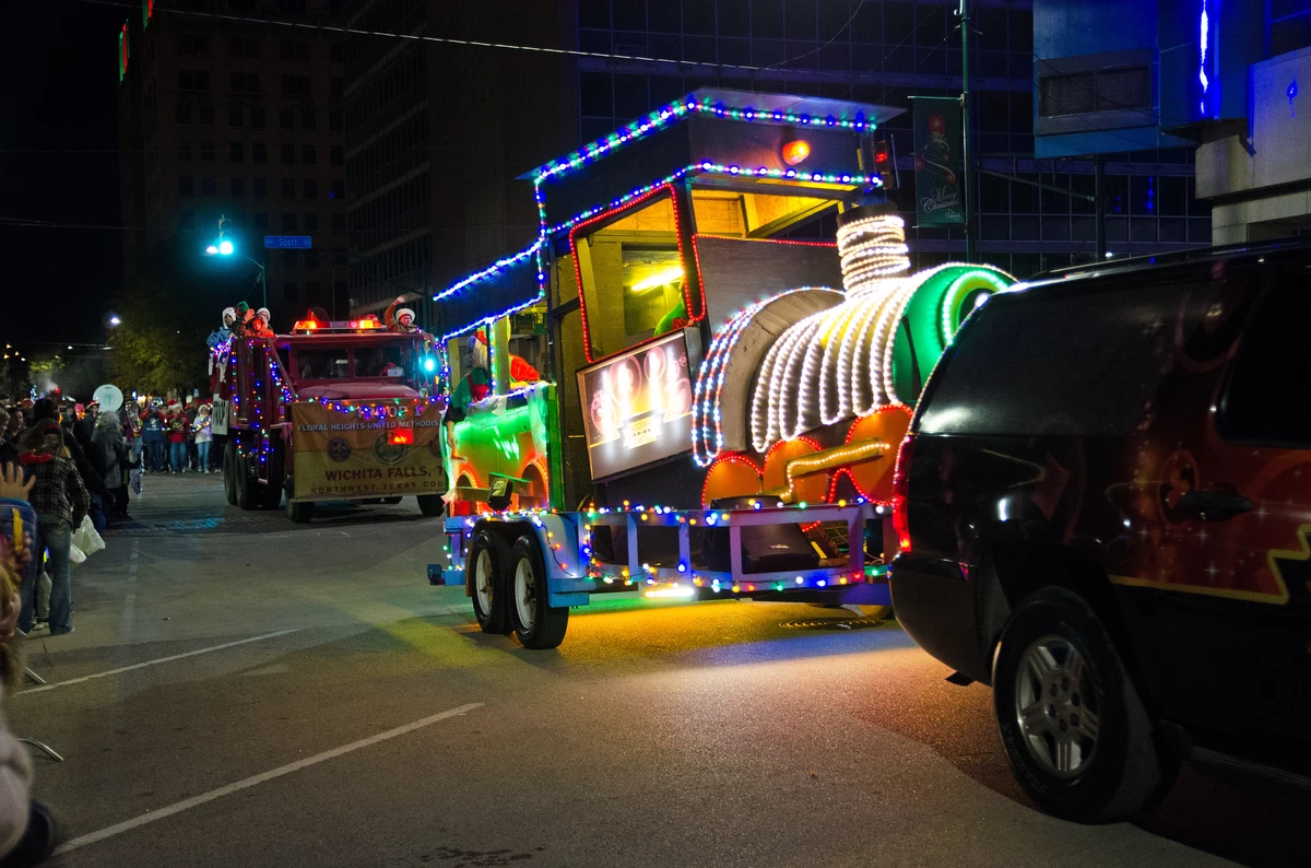 Thousands Line Downtown Streets for Wichita Falls City Lights Parade