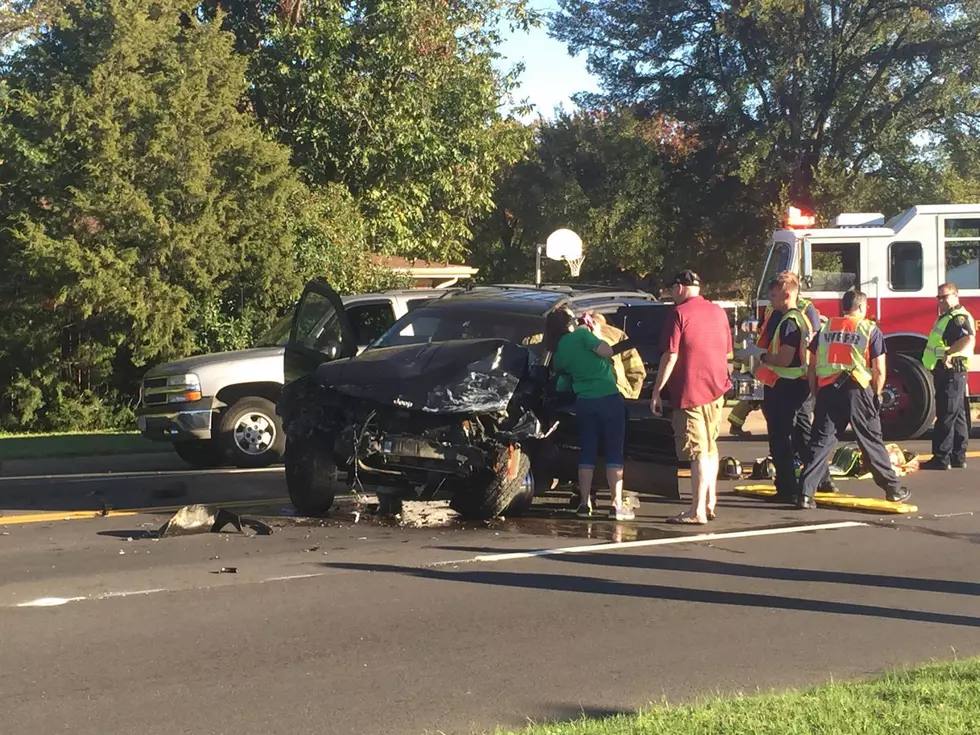 Multiple Injuries in Multi-Vehicle Accident on Fairway [PHOTOS]