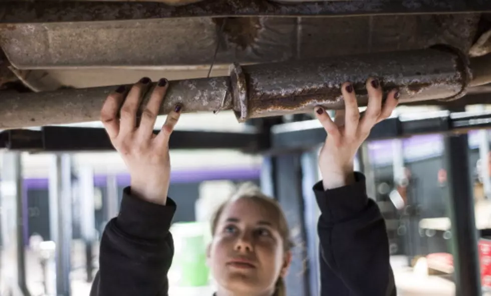 Female-Friendly Auto Repair