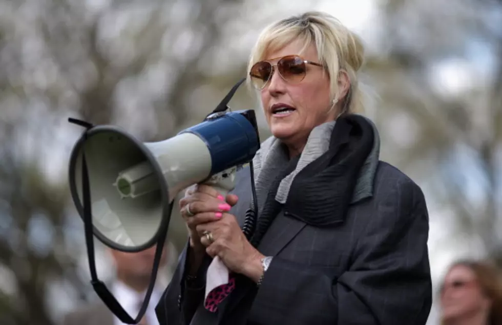 Erin Brockovich Concerned About Water Quality in North Texas