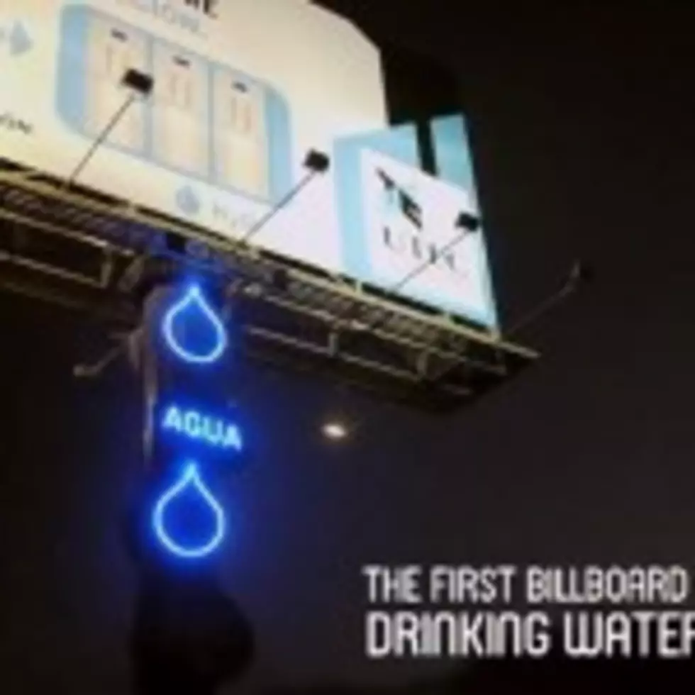 Billboard Produces Potable Water From Air