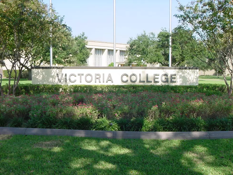 Does Your Journey Include Victoria College?