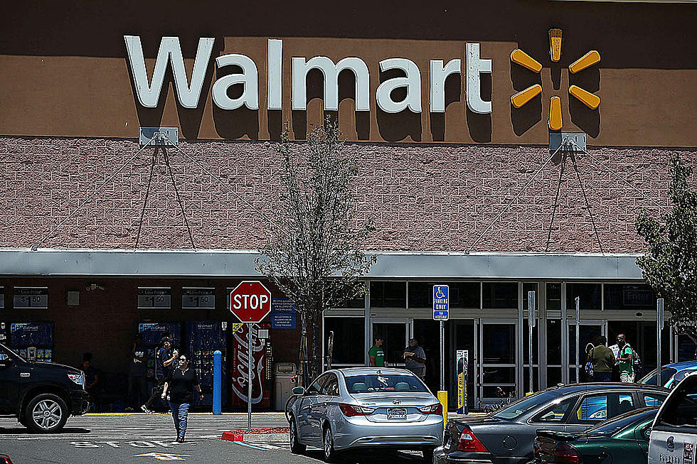 Walmart to Start Taking Employees Temperatures