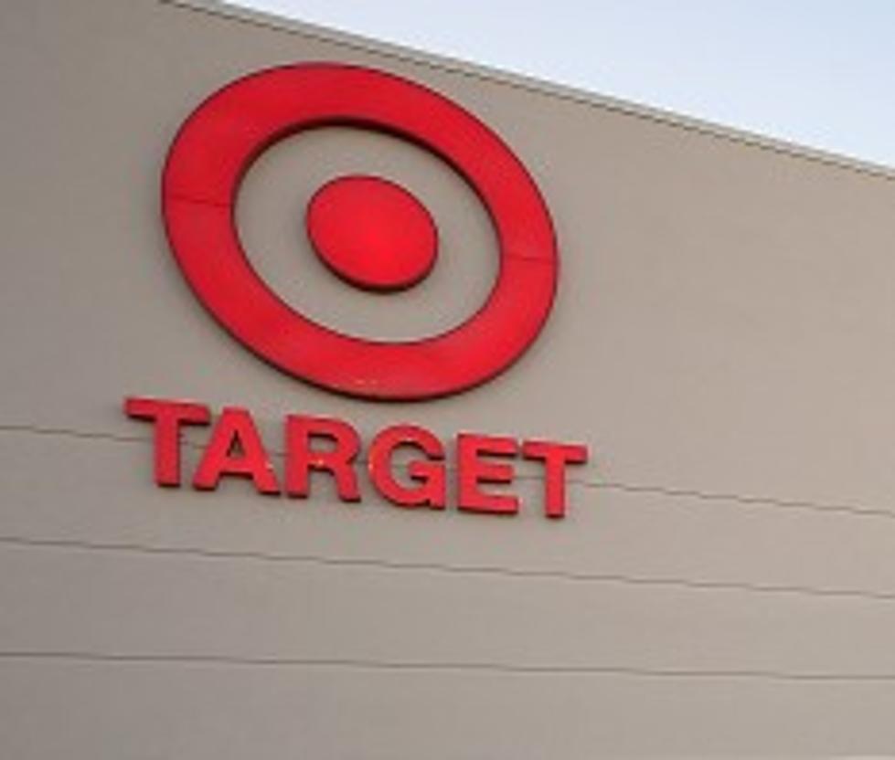 Target to Give Holiday Bonuses to Employees