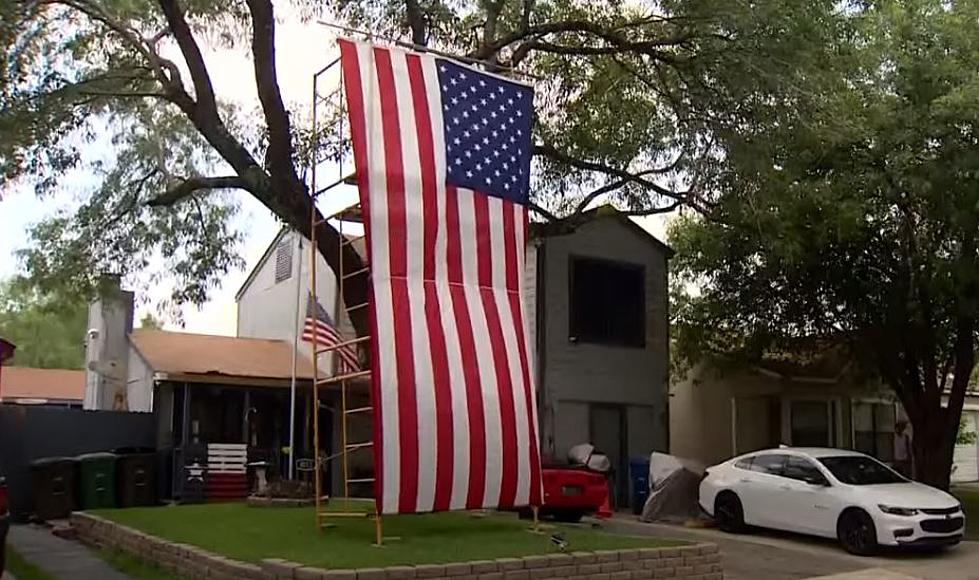 Texas Homeowner Displays Giant US Flag for Memorial Day