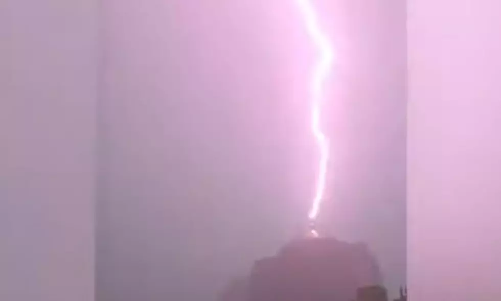 Massive Lightning Strike Nails Houston Courthouse