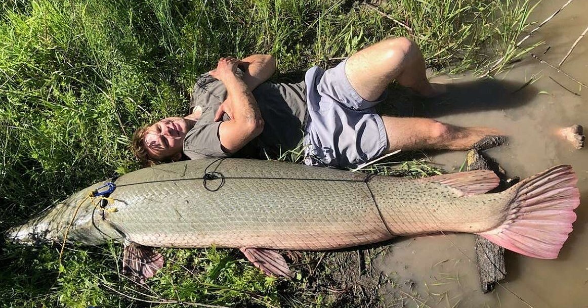 MONSTER Alligator GAR fishing in TEXAS! INSANE FIGHT! 