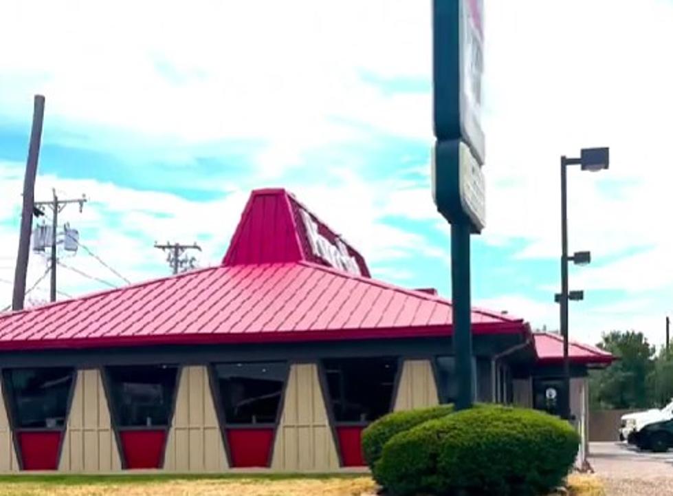 Pizza Hut in Texas is Bringing Back the Classic Dining Room