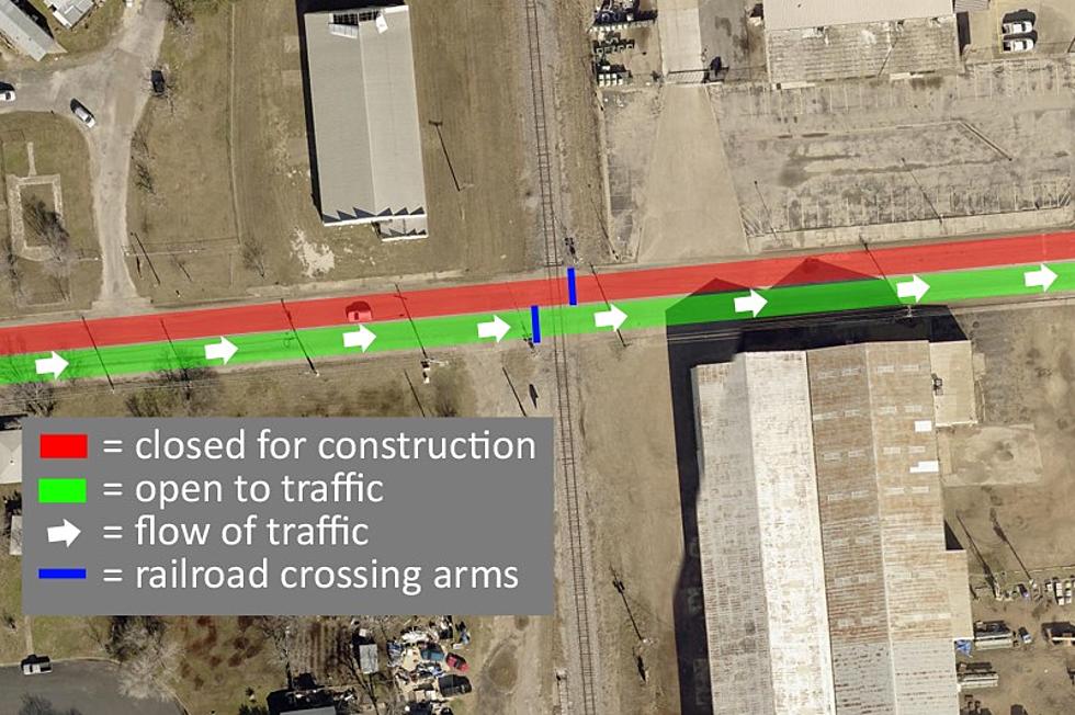 Crestwood Drive Traffic Flow to Change in Victoria