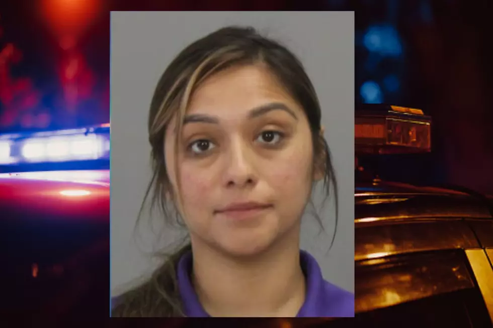 TX Woman Shoots Cheating Husband in Leg - Call Cops on Herself 