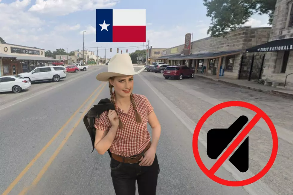 Crammed Texas Tourist Town Says Keep Noise Down