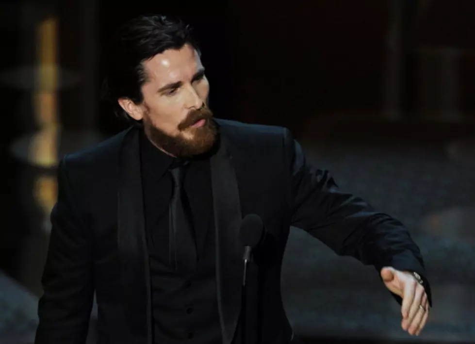 Christian Bale Seems To Forget His Wife&#8217;s Name in Oscar Acceptance Speech [VIDEO]