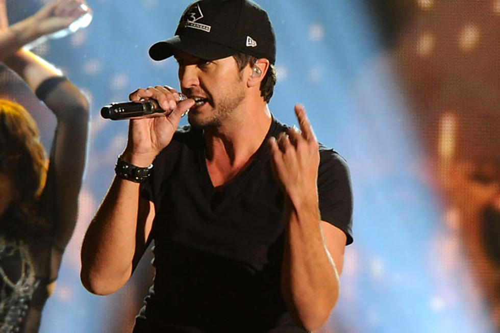 Luke Bryan Fires Up Crowd at the 2012 ACM Awards With Performance of ‘I Don’t Want This Night to End’