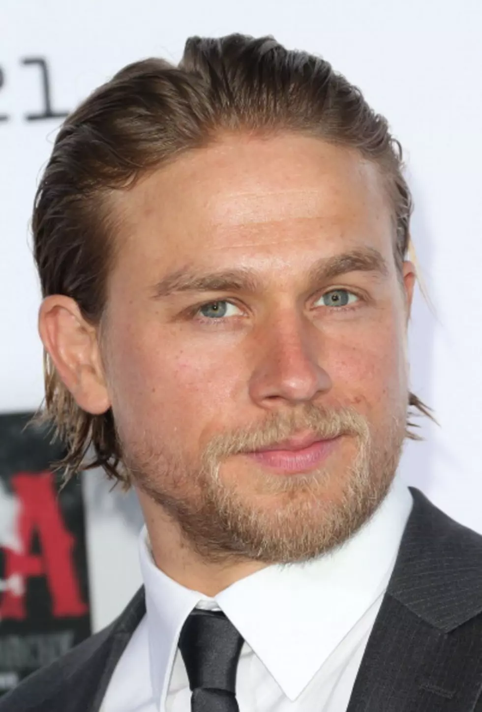 Charlie Hunnam Has Quit the &#8220;Fifty Shades of Grey&#8221; Movie