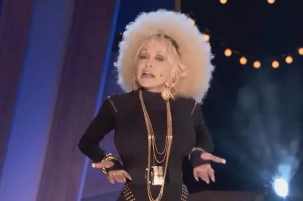 Dolly Parton Raps for Queen Latifah [VIDEO]