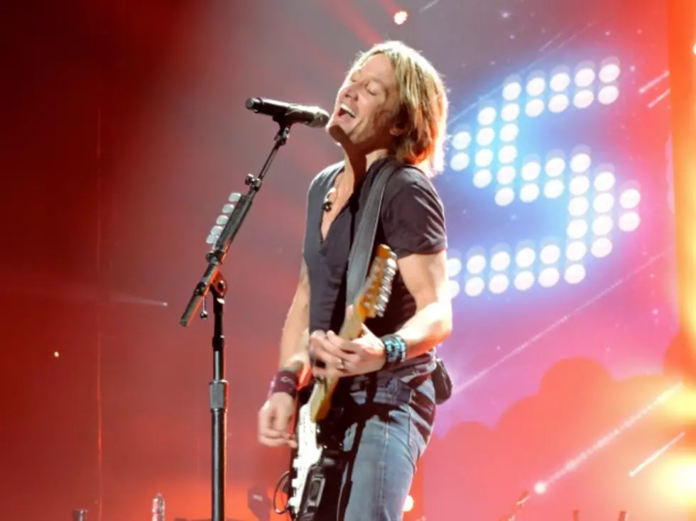 Keith Urban Lights the Fuse in Bossier City, See Pictures from the Show