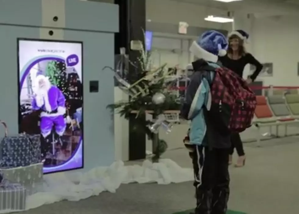Airline Plays Santa Claus and Gives Passengers What They Want For Christmas