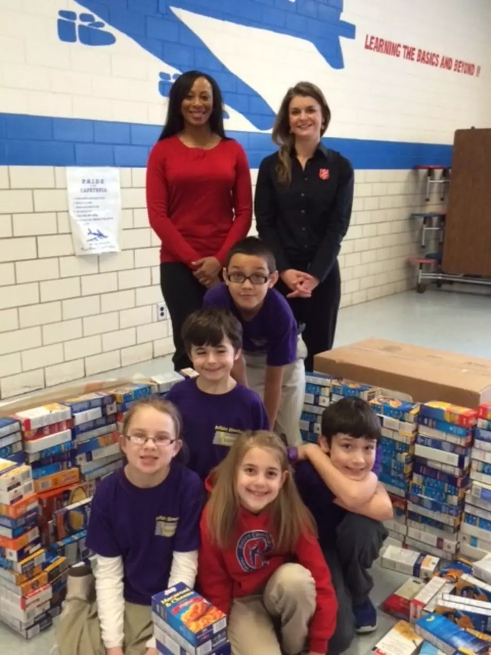 Bellaire Elementary Fighting Hunger With Macaroni and Cheese