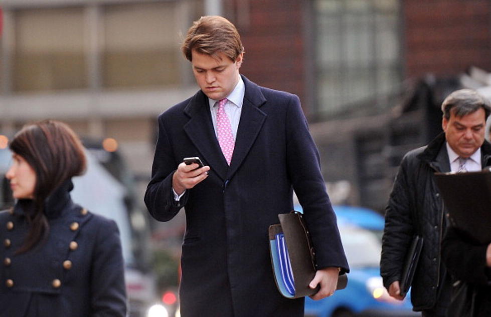 Five Ways People Use Their Cell Phone to Hide an Affair