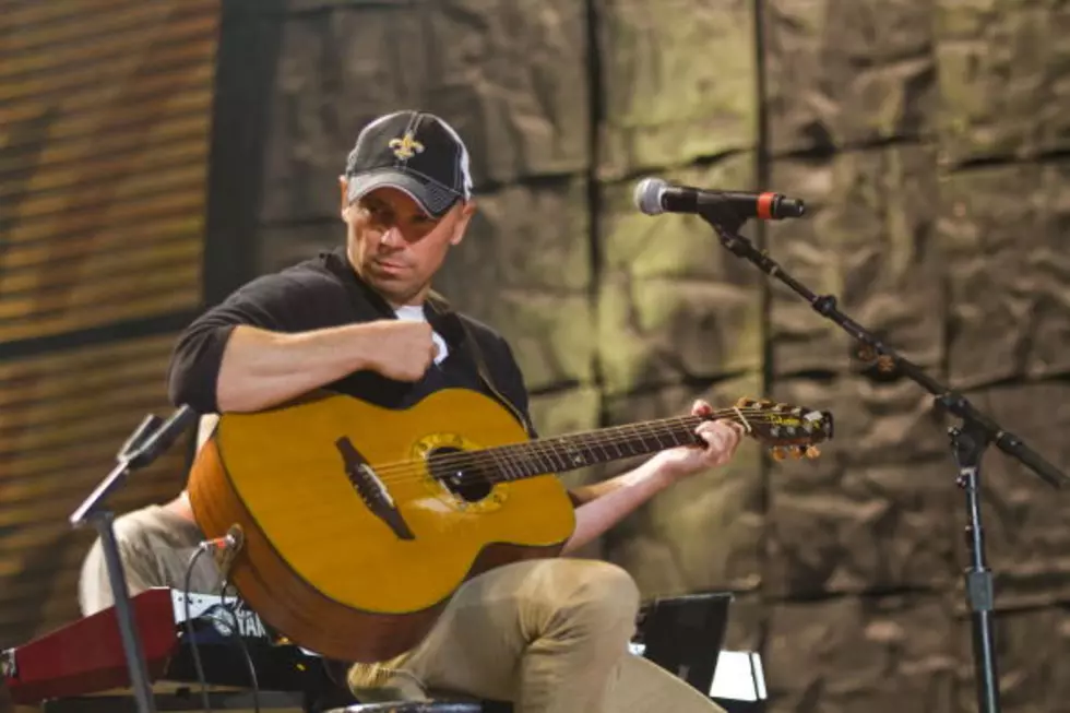 Kenny Chesney and Reese Witherspoon Sing ‘Jackson’ [Video]