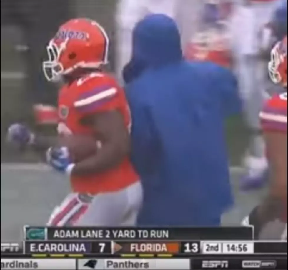 College Football Player Soils His Pants As He Scores Touchdown [VIDEO]