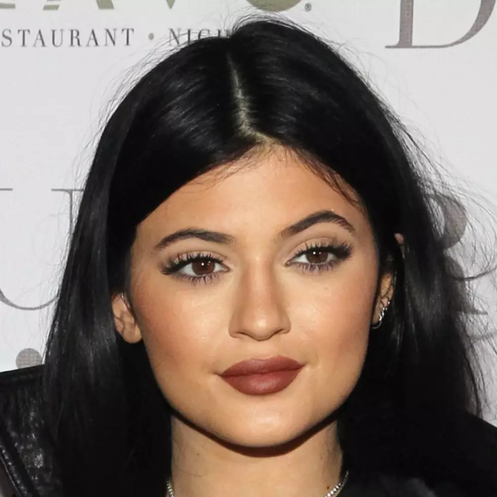 Kylie Jenner Talks About Challenge, Lindsay Lohan FAIL + More! [VIDEO]
