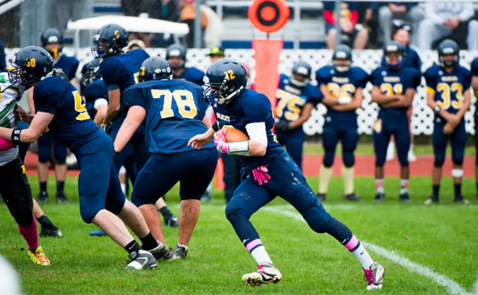 High School Quarterback Scores on Unbelievable Trick Play