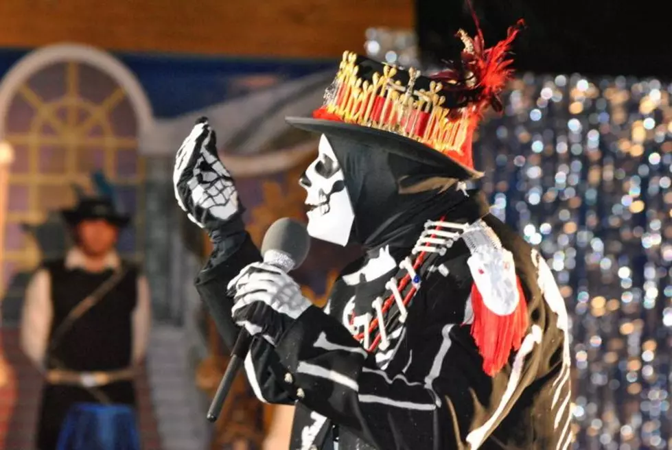 The Krewe of Akewa Stuns with Masquerade on the River Grand Bal [PICS]
