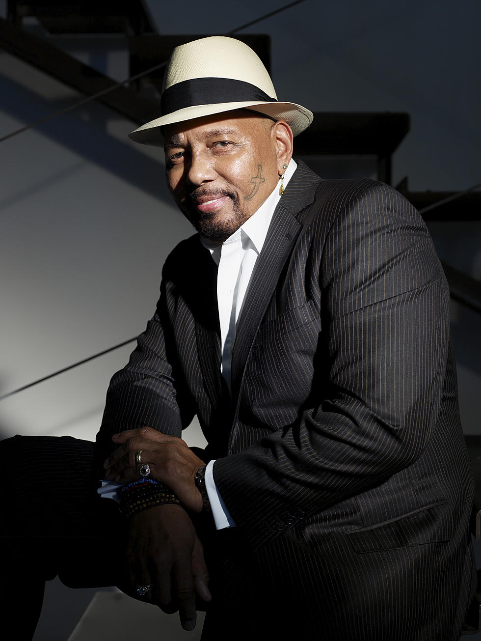 Aaron Neville Is Bringing His Christmas Concert To Margaritaville