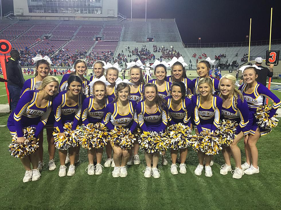 Benton High Cheerleaders Preparing for Citrus Bowl Pre-Game Show in Orlando New Year’s Eve